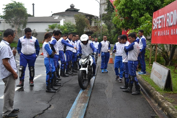 Sertifikasi Instruktur Safety Riding Honda Indonesia 