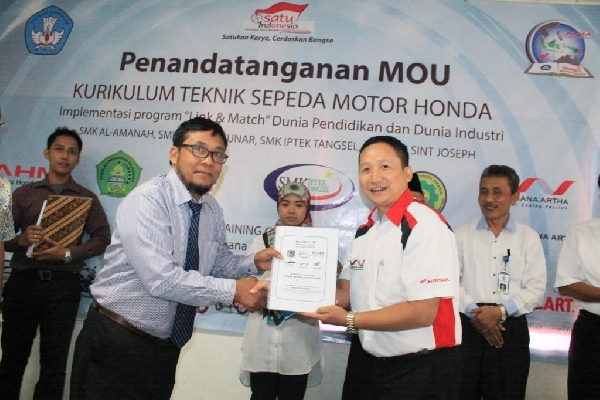 Serius Dukung Kualitas SMK Wahana Dirikan Laboratorium Honda ke 51