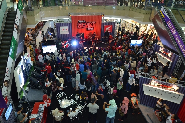 Empat Sport Honda ‘Tantang’ Konsumen Cibubur