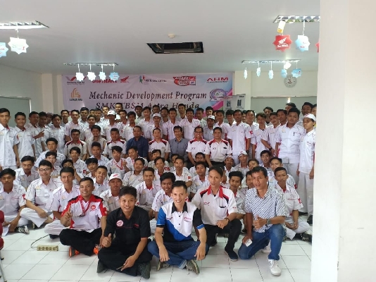 Mechanic Development Programme Upaya Total Wahana Dukung Pendidikan SMK
