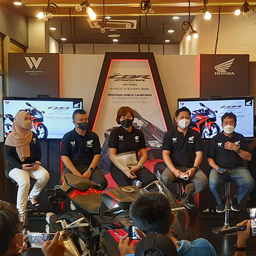 Bangga, Wahana Honda Kenalkan Supersport Terbaik dikelasnya