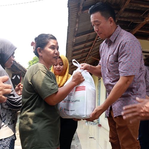 Lima Lokasi, 1000 Paket Sembako Disebar Wahana