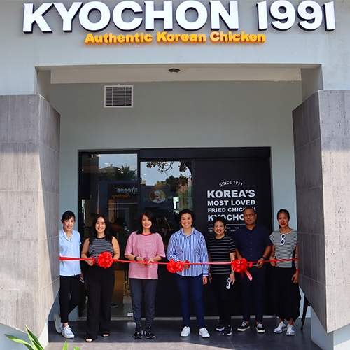Restoran Korea Kyochon Hadirkan Kembali Gerainya di Kemang