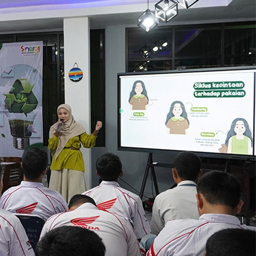 Berpacu Dalam Sinergi: AHM dan WMS Ajak Siswa SMK Binaan Terapkan #BijakBerkonsumsi dan #BelajarJadiMinimalis