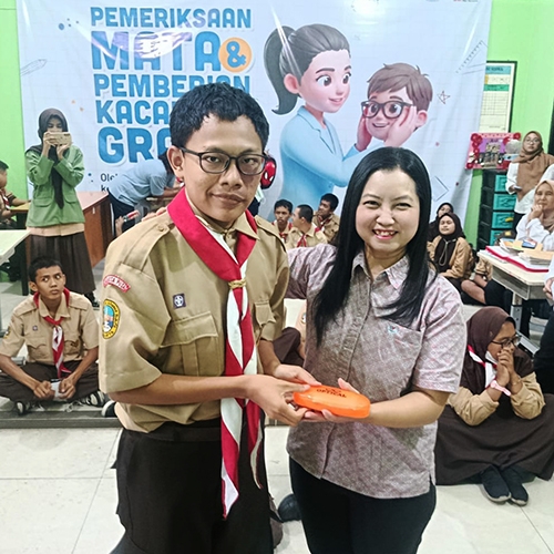 Wahana Artha Group Hadirkan Senyum Baru bagi 100 Siswa SLBN 3 Jakarta Lewat Donasi Kacamata Gratis